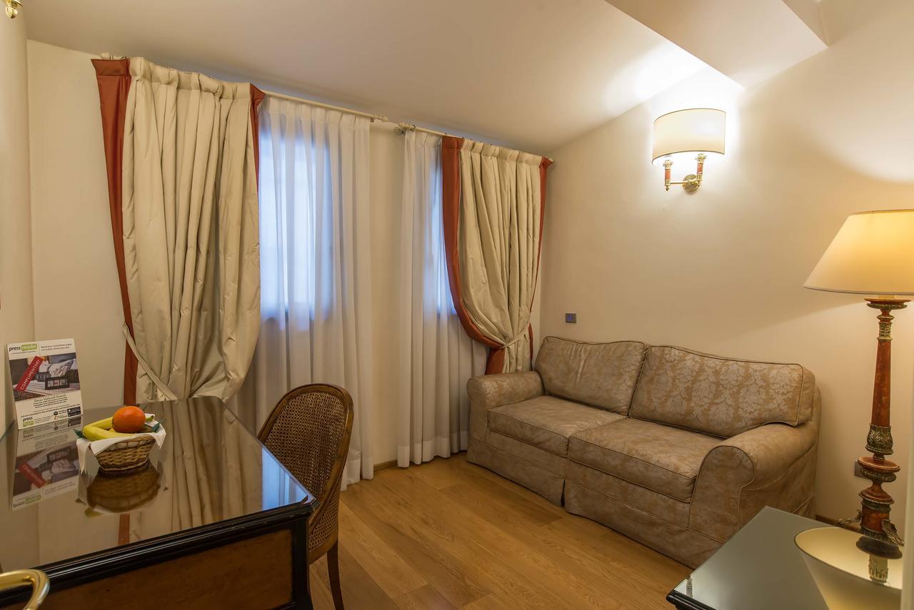 Hotel Atlantic Palace Florencja Zewnętrze zdjęcie